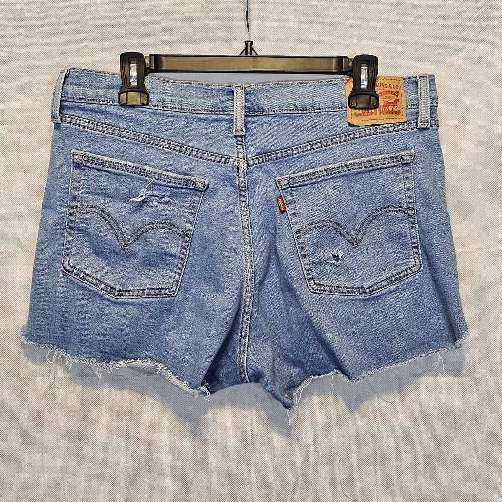 Levi Strauss Red Label Distressed  High Rise Denim Shorts Raw Hem Size 33 - Picture 4 of 8